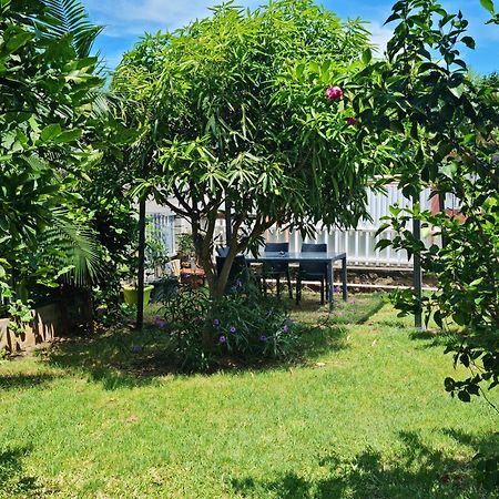 Zoizo Vert - Studio Au Calme Avec Jardin - St Leu Saint-Leu Exteriör bild